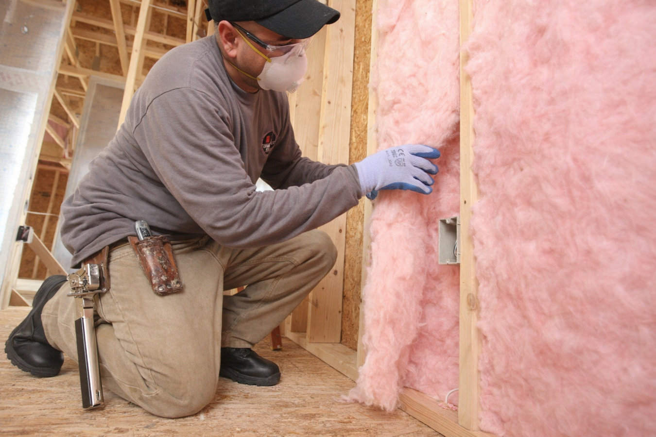 Retrofit insulation in Laredo, TX